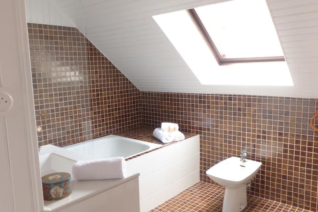Crac'H, Grande Maison De Vacances Au Calme Crach Ngoại thất bức ảnh