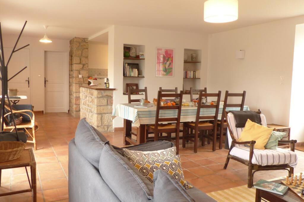 Crac'H, Grande Maison De Vacances Au Calme Crach Ngoại thất bức ảnh